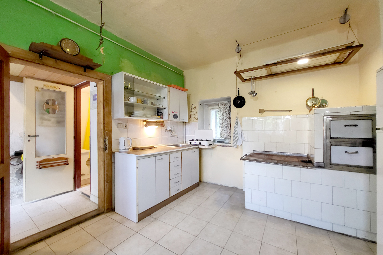 Prodej rodinného domu/chalupy o celkové ploše 73 m², užitné ploše 41 m² a pozemku 348 m², Bedřichov, okr. Blansko