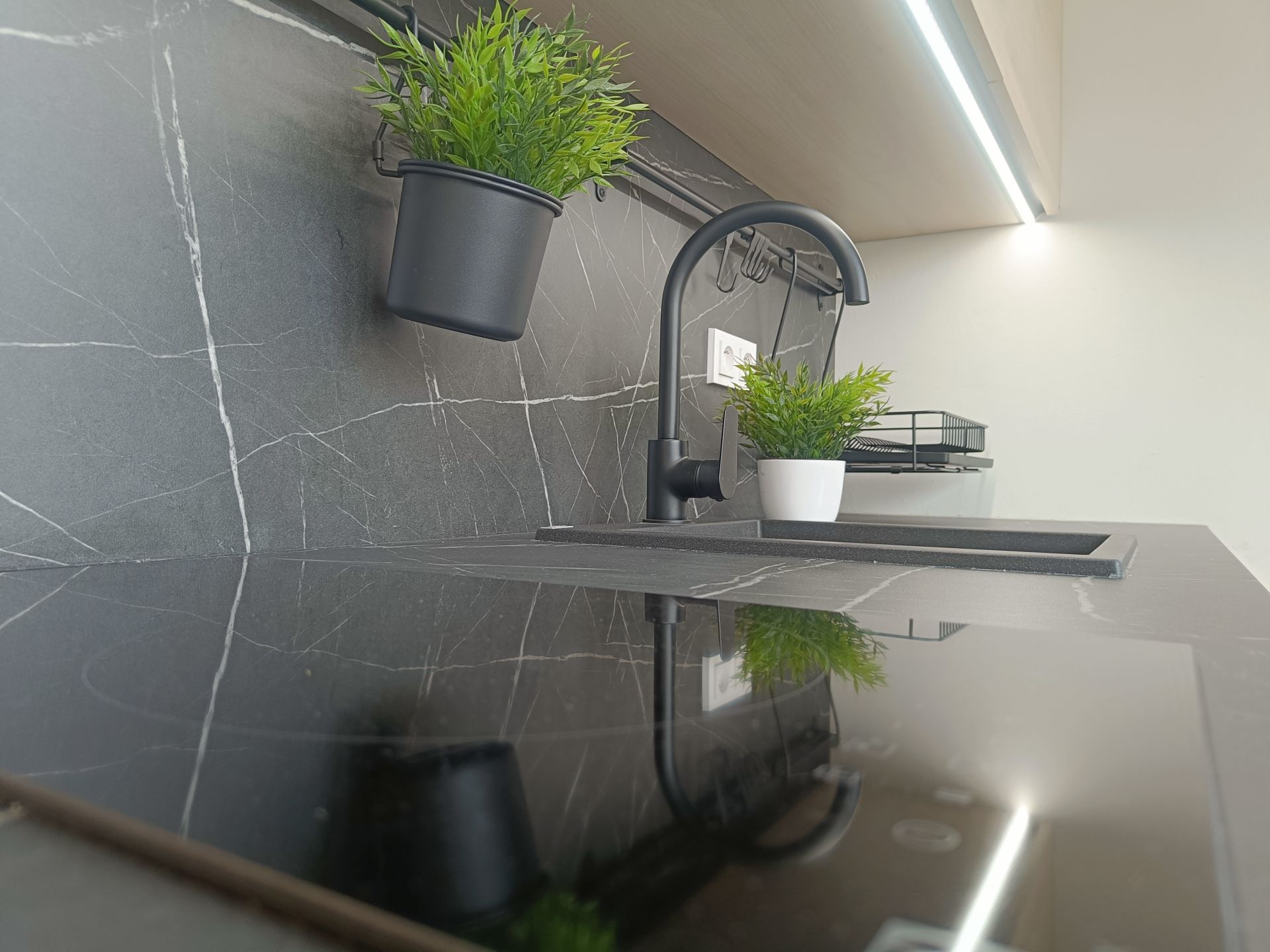 Pronájem bytu 1+kk, UP 13 m², ul. Zvěřinova , Brno - Černovice