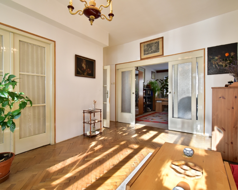 Prodej bytu 4+1 - 125m², garáže - 18m² a id. 1/2 zahrady o CP 278m², ul. Berkova, Brno - Královo Pole